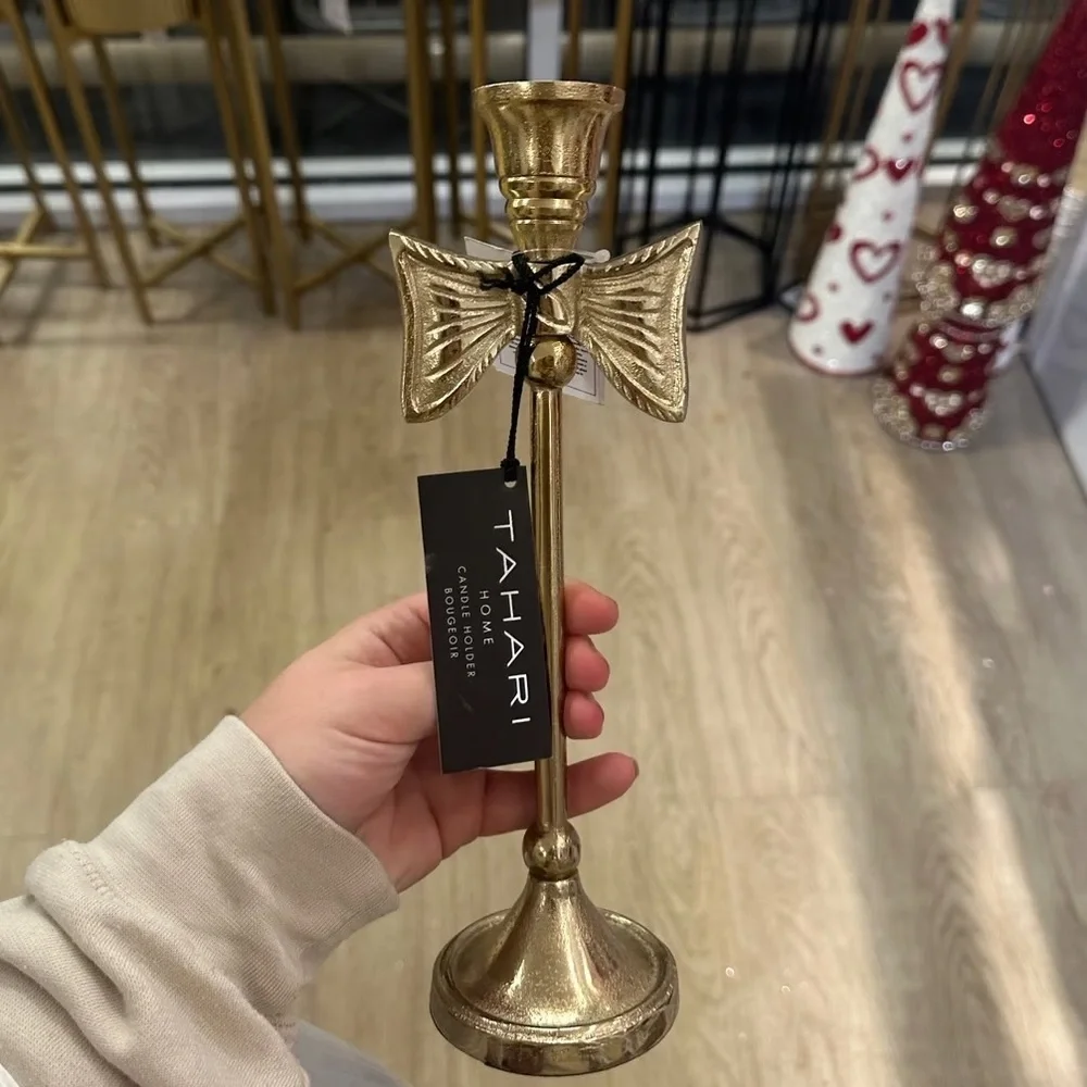 Tahari Valentines GOLD BOW Candle Holder
